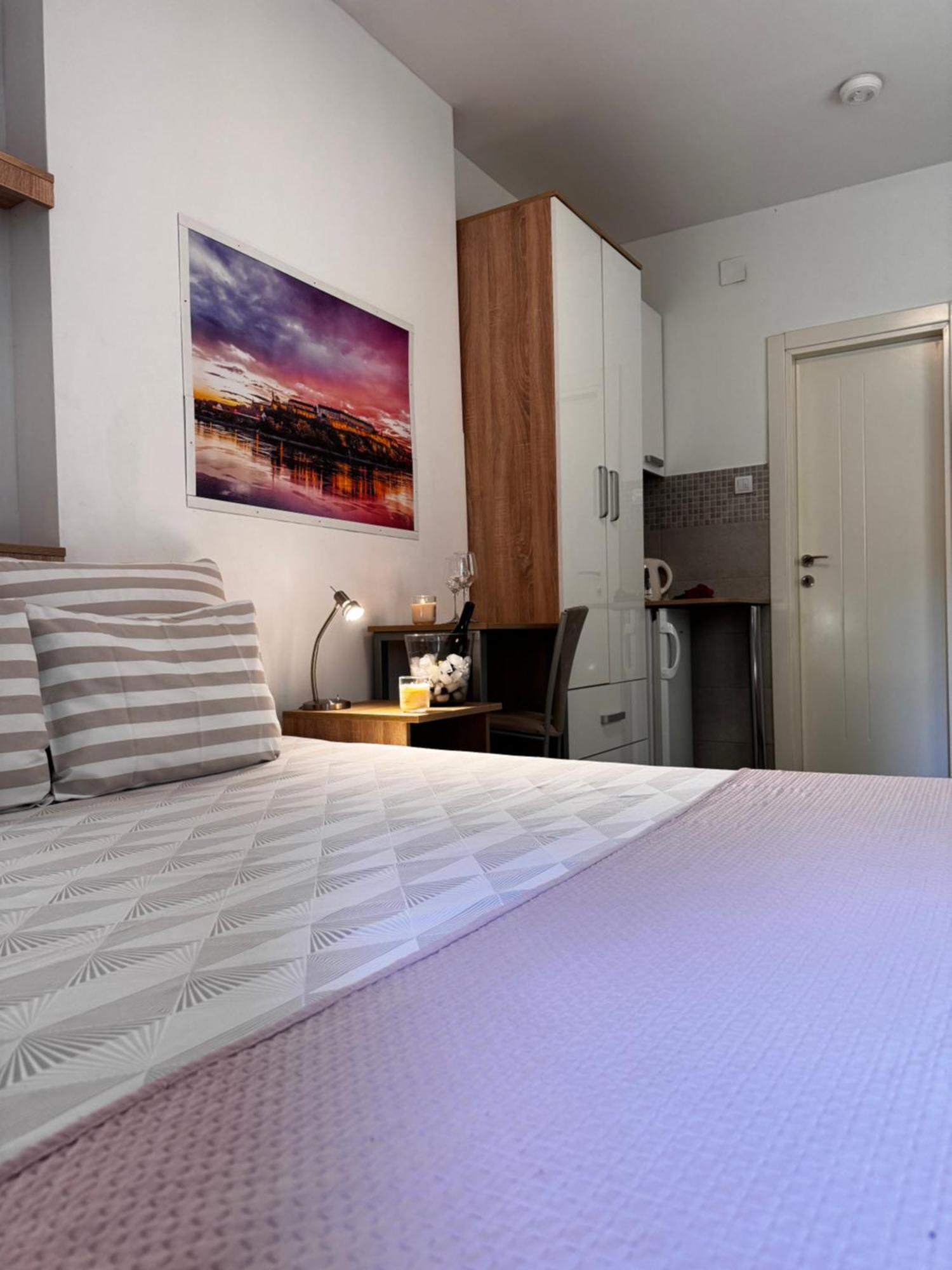 Post Apartmani A-1 Novi Sad Exteriér fotografie